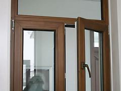 山东铝木门窗价格：在哪能买到加工精细的烟台铝木门窗呢