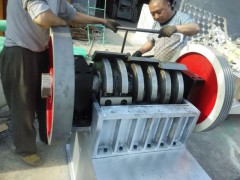 厂家直销斯菲尔环保节能高产强力PVC破碎机废旧塑料粉碎机