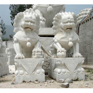 曲阳汉白玉狮子雕塑厂家门口招财狮子加工