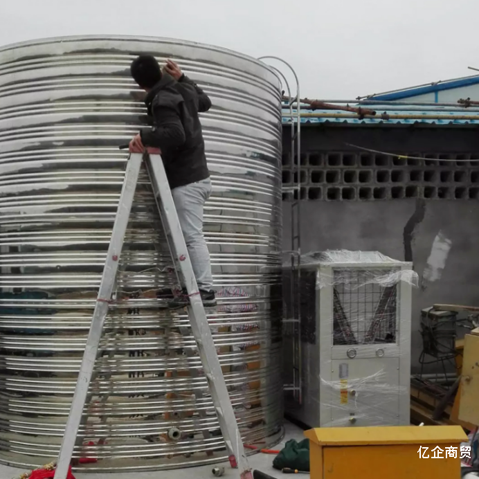 空气源热泵热水器