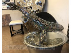 天津不锈钢镂空鲸鱼雕塑 工艺金属动物雕塑景观定制