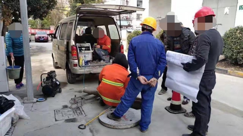 上海管道CCTV检测 上海污水管清洗清淤 上海管道封堵疏通图3